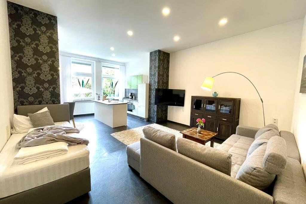 Villa Einhorn: Altstadt Loft Mit Privater Terrasse جوسلار المظهر الخارجي الصورة