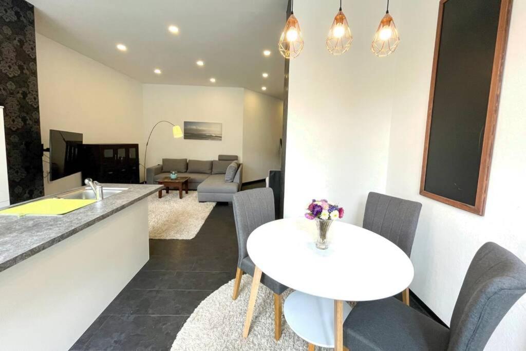 Villa Einhorn: Altstadt Loft Mit Privater Terrasse جوسلار المظهر الخارجي الصورة